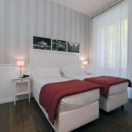 Star Vatican Rooms